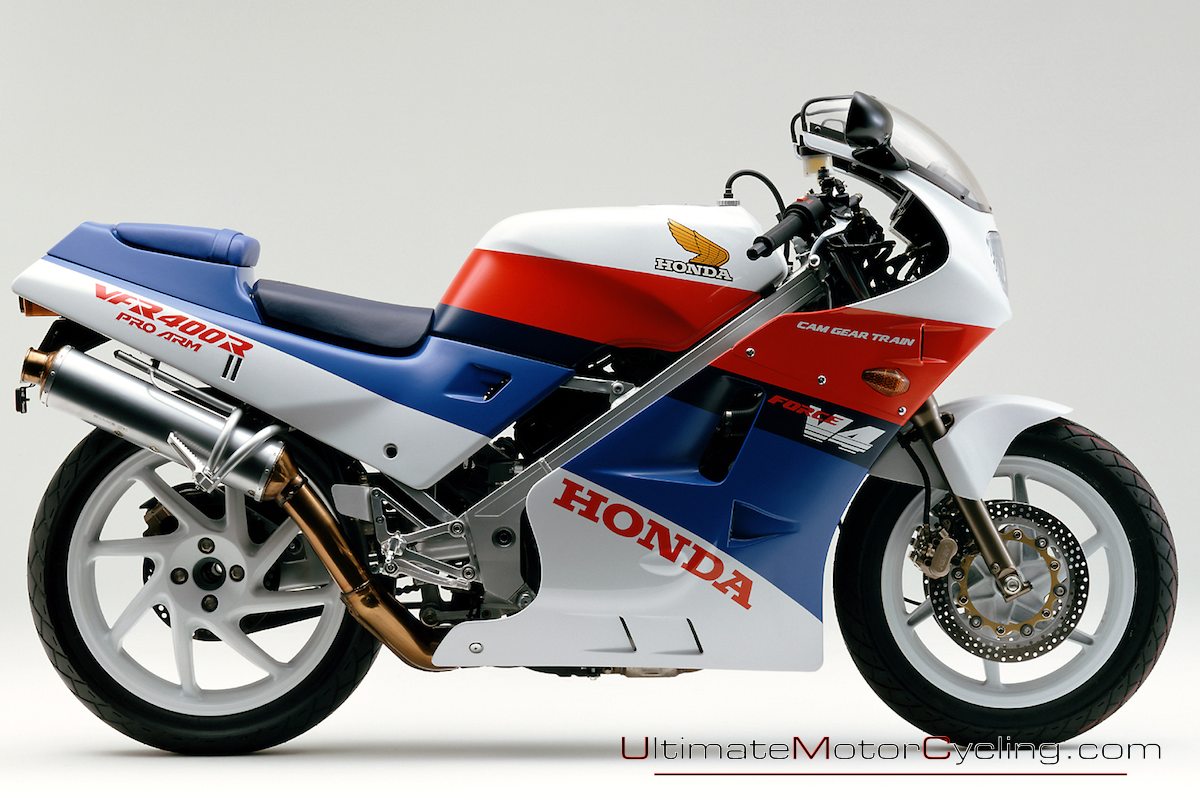 Honda_VFR400R_Wallpaper 3.jpg